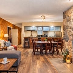 Shanty Creek Getaway • Sauna • Fireplace • Pool